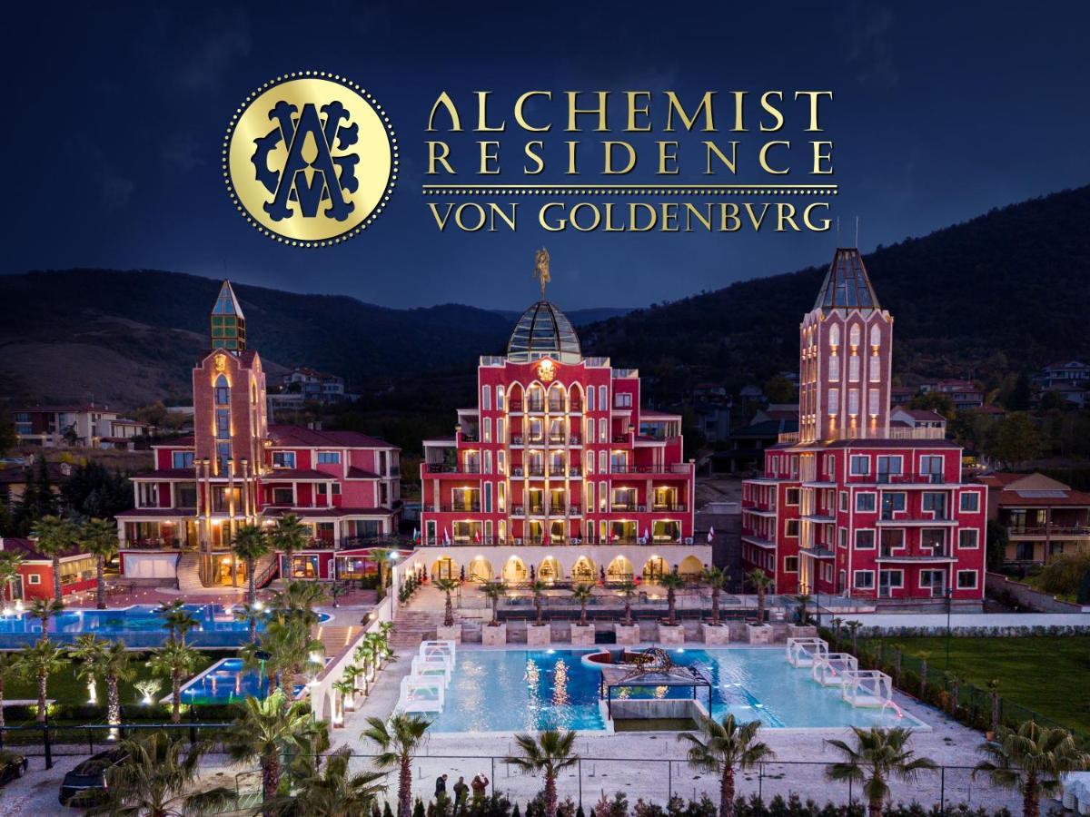 Alchemist Residence Von Goldenburg Belashtitsa Luaran gambar