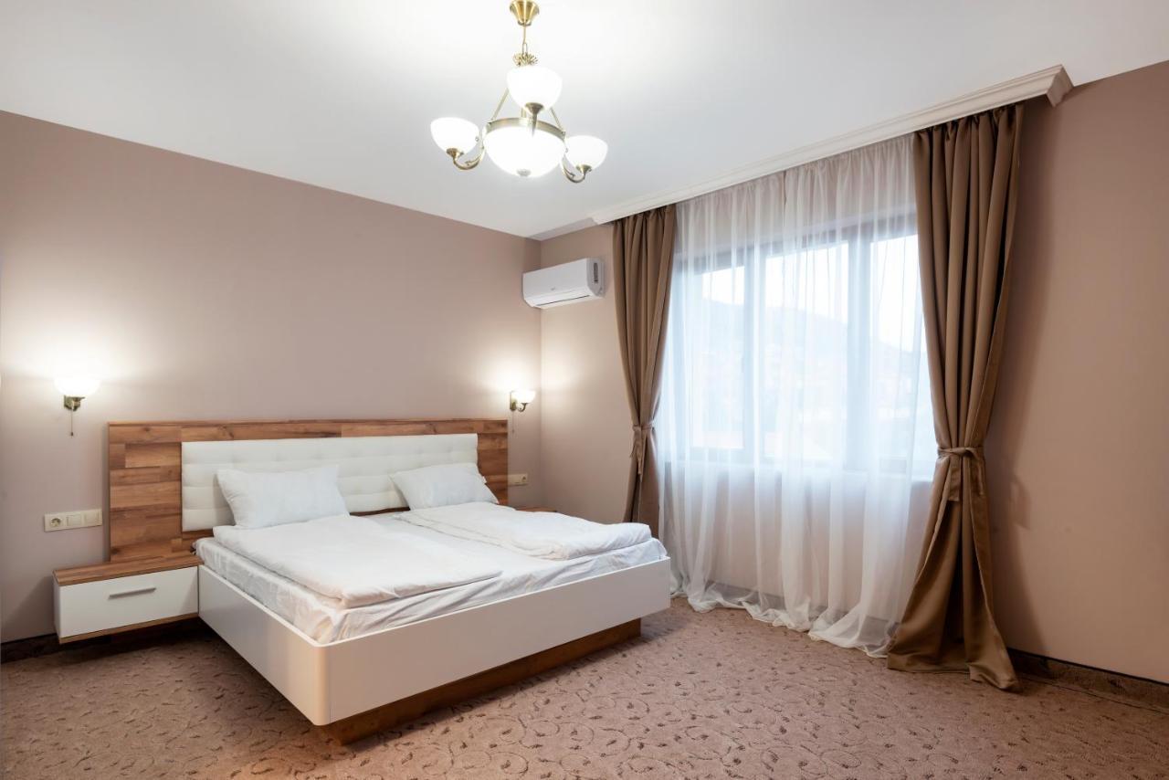 Alchemist Residence Von Goldenburg Belashtitsa Luaran gambar