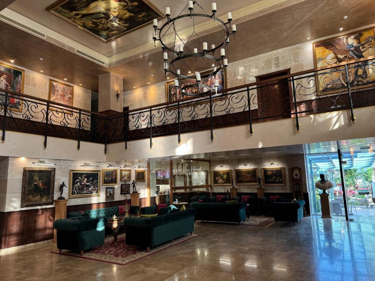 Alchemist Residence Von Goldenburg Belashtitsa Luaran gambar