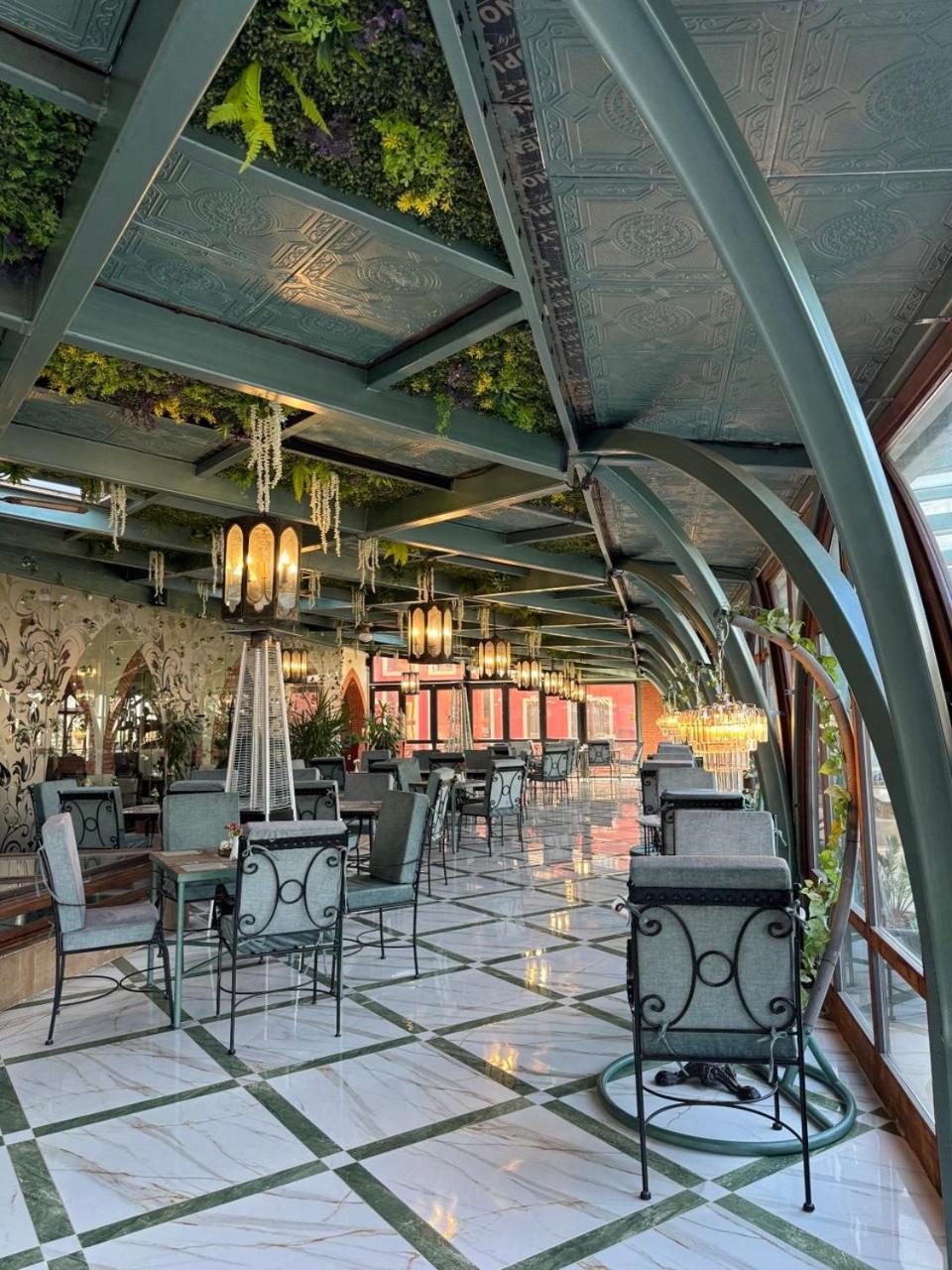 Alchemist Residence Von Goldenburg Belashtitsa Luaran gambar